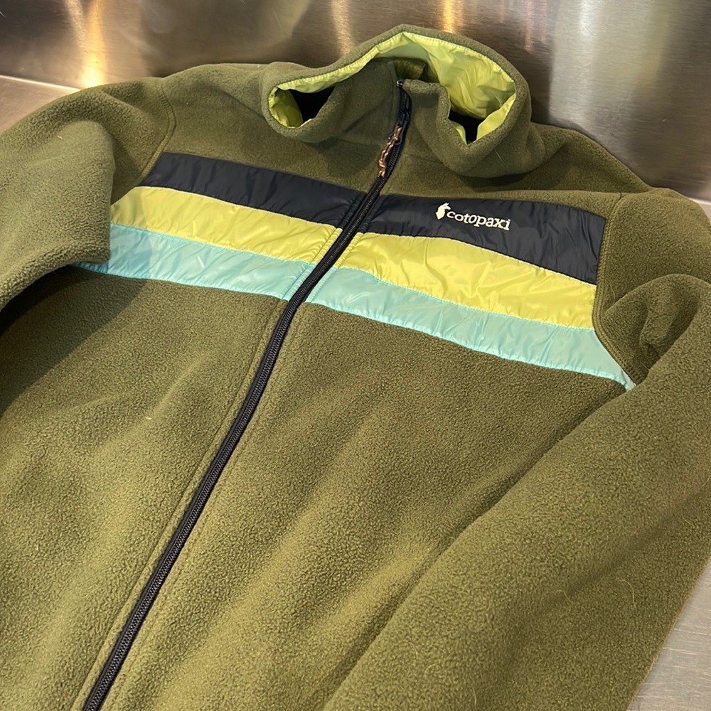 Cotopaxi fleece jacket